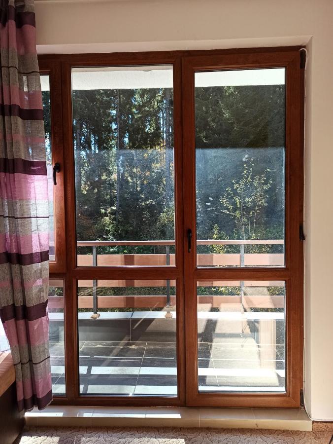 Private Apartments Nevena ปอมโปโรโว ภายนอก รูปภาพ