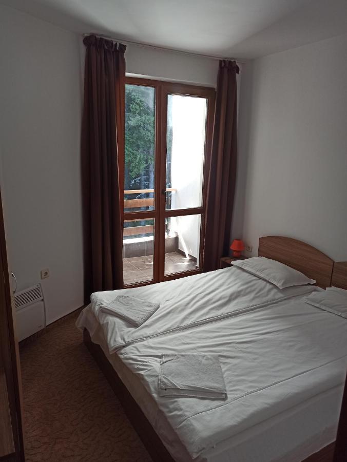 Private Apartments Nevena ปอมโปโรโว ภายนอก รูปภาพ