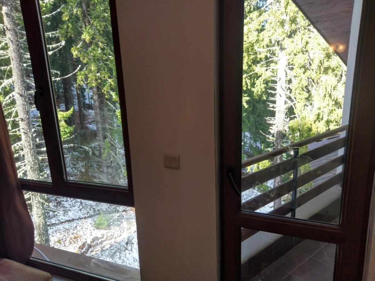 Private Apartments Nevena ปอมโปโรโว ภายนอก รูปภาพ