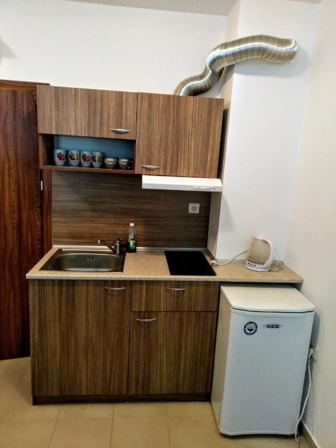 Private Apartments Nevena ปอมโปโรโว ภายนอก รูปภาพ