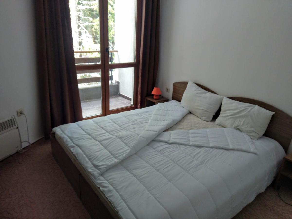 Private Apartments Nevena ปอมโปโรโว ภายนอก รูปภาพ