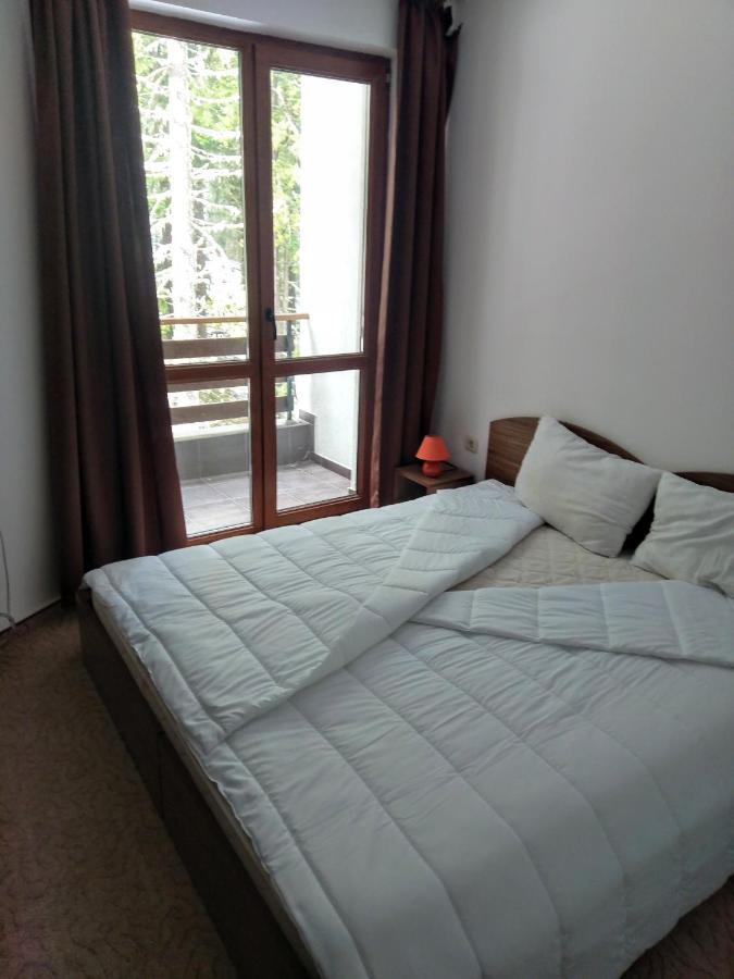 Private Apartments Nevena ปอมโปโรโว ภายนอก รูปภาพ